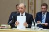«Росгеологиия» преобразуется в госкорпорацию(Ответом на санкции Запада против российских нефтяников станет создание в России еще одной госкорпорации)