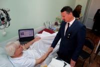 Стрелков посетил в госпитале военного корреспондента Новороссии