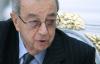 Евгений Примаков объяснил падение цен на нефть главным образом слабыми темпами роста экономики(Едва ли период низких нефтяных котировок и дорогого доллара затянется на несколько лет, считает академик)