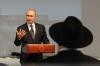Путин осудил попытки замолчать Холокост