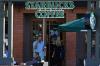 В США обжегшийся кофе полицейский потребовал от Starbucks 50 тысяч долларов