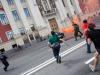 Пикет ЛГБТ-активистов с файерами у мэрии Москвы обернулся потасовкой