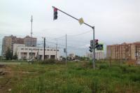 [Две беды минус дороги] В Ярославле на пустыре нашли работающий светофор
