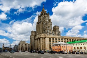 (Долг платежом красен) МИД России выслал из страны украинского консула