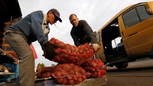 (Несмотря на ) Forbes: Через год после ввода санкций к россиянам вернулась уверенность