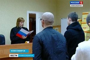 Вандалам, раскрасившим «Катюшу» на новосибирском обелиске ВОВ, дали реальный срок