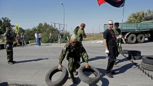 Все три дороги с Украины в Крым перекрыты для грузовых машин