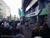 В центре Киева к отделению «Сбербанка» несут шины