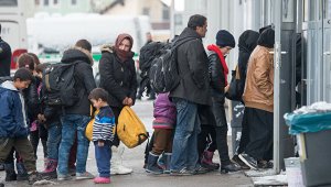 Беженцы из Сирии и Эритреи судятся с миграционными службами Германии
