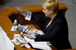 Приговор Гонтаревой: Под кумой гаранта зашаталось кресло
