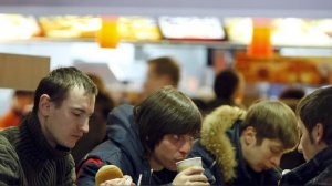 Weser-Kurier: Из-за кризиса русские могут позволить себе только фастфуд