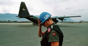 Миротворцев ООН обвиняют в насилии над несовершеннолетними в Центральной Африке