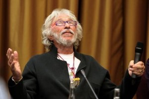 Пьер Ришар отменил спектакли в Крыму под давлением Киева