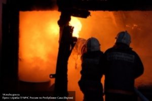В Астраханской области при пожаре погибли четыре человека