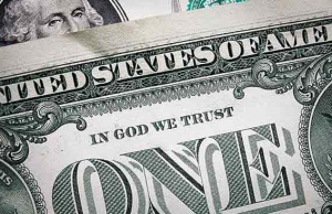 Атеисты в США требуют в судебном иске убрать с американских банкнот и монет упоминание о Боге. Неверующие считают оскорбительной фразу, In God We Trust («На Бога уповаем»)