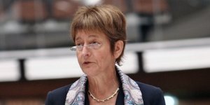 В ПАСЕ настаивают, чтобы даже не частвуя в её работе, Россия платила  взносы (Любовь приходит и уходит, а кушать хочется всегда)