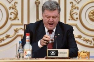 За пэрэмогу! Не чокаясь