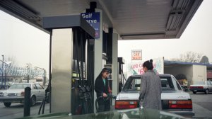 Америка подсела на нефтяную иглу: низкие цены на черное золото почти не помогают первой экономике планеты