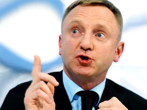 Депутаты ГД попросят Путина уволить министра образования