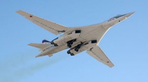 Модернизированный бомбардировщик Ту-160 поступил на вооружение ВКС РФ (Об этом говорится в заявлении пресс-службы компании "Туполев")