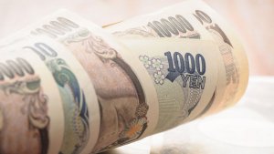 Япония вступает в валютную войну