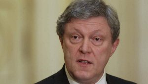 (Червивое яблочко) ПАРНАС готов поддержать кандидатуру Явлинского на пост президента РФ