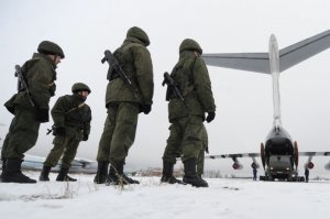 Минобороны ввело в строй тысячи объектов на Курилах и в Арктике