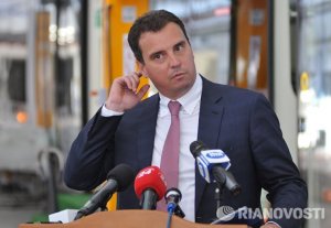 [Нюансы коррупции по-украински] Демарш Абромавичуса: обвинения одного из соратников Порошенко в блокировании реформ, попытках установить контроль над стратегически важными предприятиями - и отставка