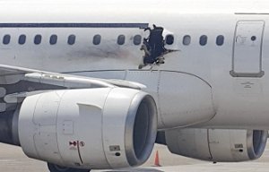 СМИ: на борту самолета А321 в Сомали сработало взрывное устройство военного образца