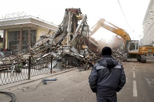 Ночь длинных ковшей: в Москве одновременно начали ровнять с землёй 97 самостроев
