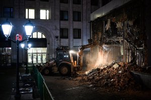 Власти Москвы считают снос самостроев законным, юристы не согласны