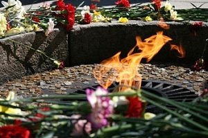 "Национальное достояние - Газпром" больше не будет бесплатно подавать газ к "Вечному огню" в Великом Новгороде