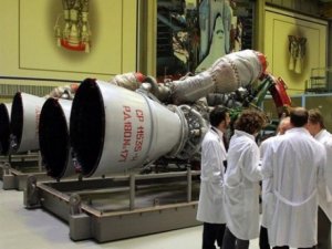 Маккейн потребовал от Пентагона объяснений по использованию российских двигателей