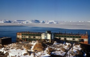 После 26-летнего перерыва в полетах на антарктической станции Мирный открыт аэродром