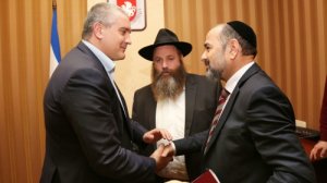 Киев намерен предать суду депутата кнессета за поездку в Крым