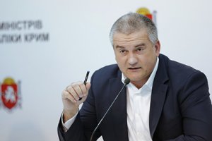 Аксенов назвал День святого Валентина шабашем и духовным мусором из 90-х