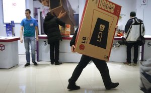 ЦБ посоветовал россиянам перестать покупать «по несколько телевизоров»
