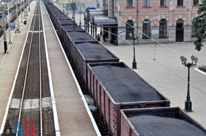 ★ ДНР приостановила поставки угля на Украину на перегоне Ясиноватая-Скотоватая