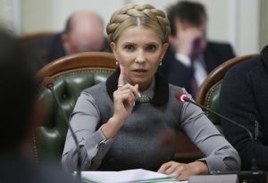 [28 дней] Тимошенко уличила Порошенко в попытке «сдать Украину», сохраненяя клановую систему управления, при которой украинские государство может перестать существовать