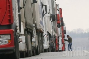 "Активисты" предупредили, что могут возобновить блокаду российских фур.