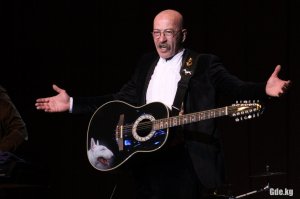 Александр Розенбаум госпитализирован из-за проблем с сердцем