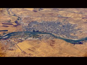 Курдский город в Турции после нескольких месяцев боев