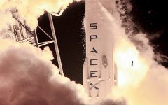 SpaceX с пятой попытки запустила ракету Falcon 9