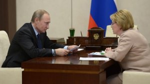 ["Жить хорошо! А хорошо жить - ещё лучше!"] Россияне стали меньше пить и курить, дольше жить и меньше умирать