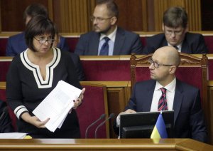 Forbes о ситуации на Украине: никакая Яресько не сможет спасти Киев