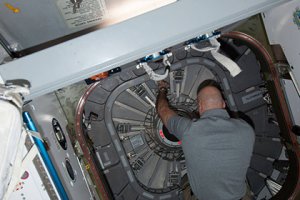 НАСА подожжет корабль в открытом космосе