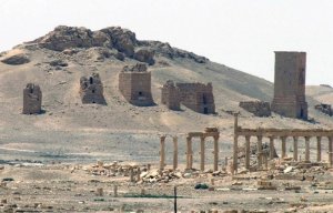 Ад-Дияр: Сирийские войска вступили на территорию античного комплекса Пальмиры (Отмечается, что банды террористов несут потери и отступают)