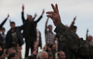 Сирийские курды объявили о федерализации, вызвав негативную реакцию в Дамаске и Анкаре (Контролируемые курдами районы получат название "Федерация Северной Сирии")