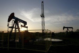 WSJ выяснил, куда пропадают 800 тысяч баррелей нефти в день (Американское издание установило местонахождение исчезнувшего чёрного золота)