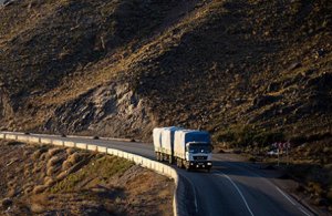 «На его месте мог бы быть я». На Урале пропал дальнобойщик с 20 тоннами водки